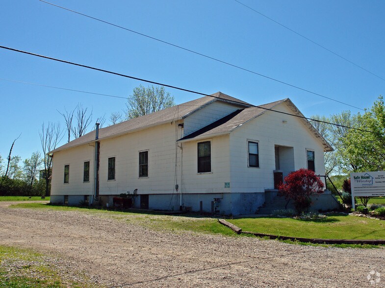 2438 National Rd, Fairborn, OH à vendre - Photo principale – Image 1 sur 22