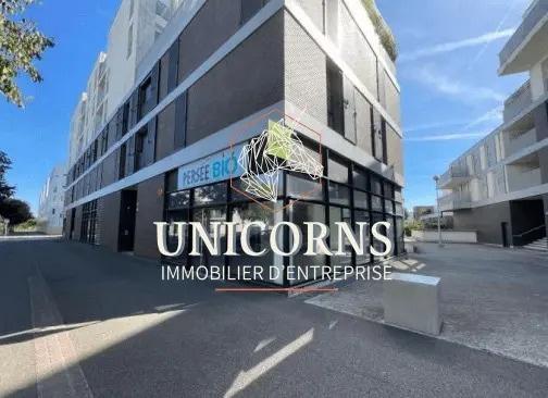 Plus de détails pour Bureau à vendre