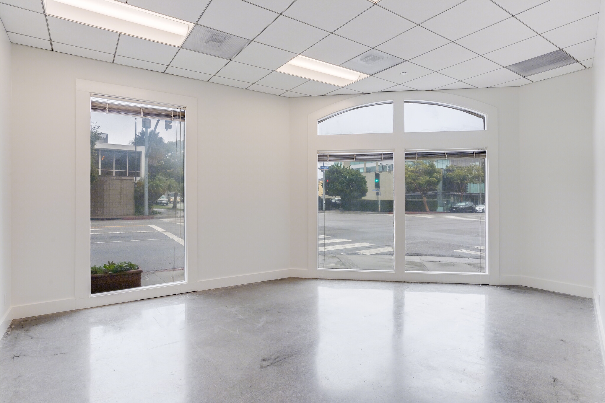 725 Arizona Ave, Santa Monica, CA à louer Photo intérieure– Image 1 sur 4