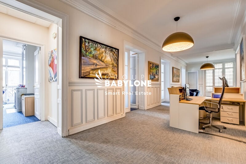 2 Avenue Hoche, Paris à louer - Photo de l’immeuble – Image 3 sur 21