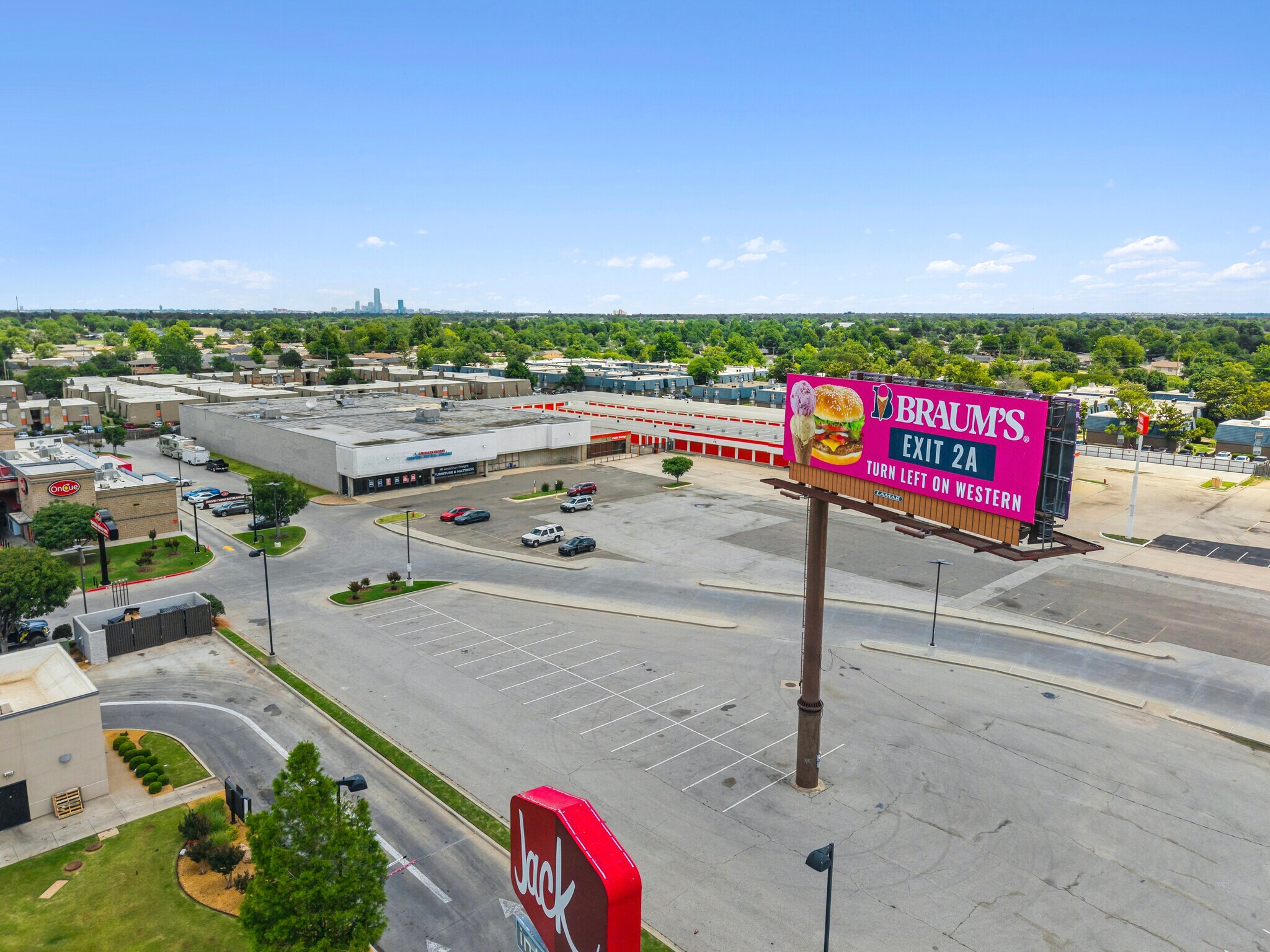 2825 I-240 Service Road, Oklahoma City, OK à vendre Photo de l’immeuble– Image 1 sur 12