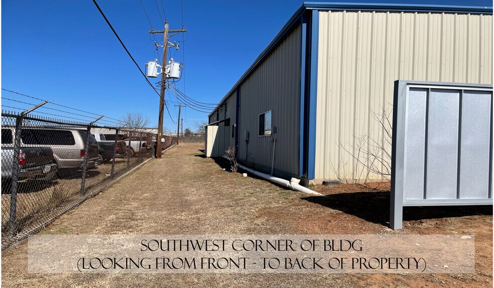 632 Fm 2093, Fredericksburg, TX à louer - Photo de l’immeuble – Image 3 sur 35