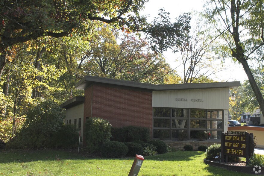 13955 Morse St, Cedar Lake, IN à louer - Photo de l’immeuble – Image 2 sur 3