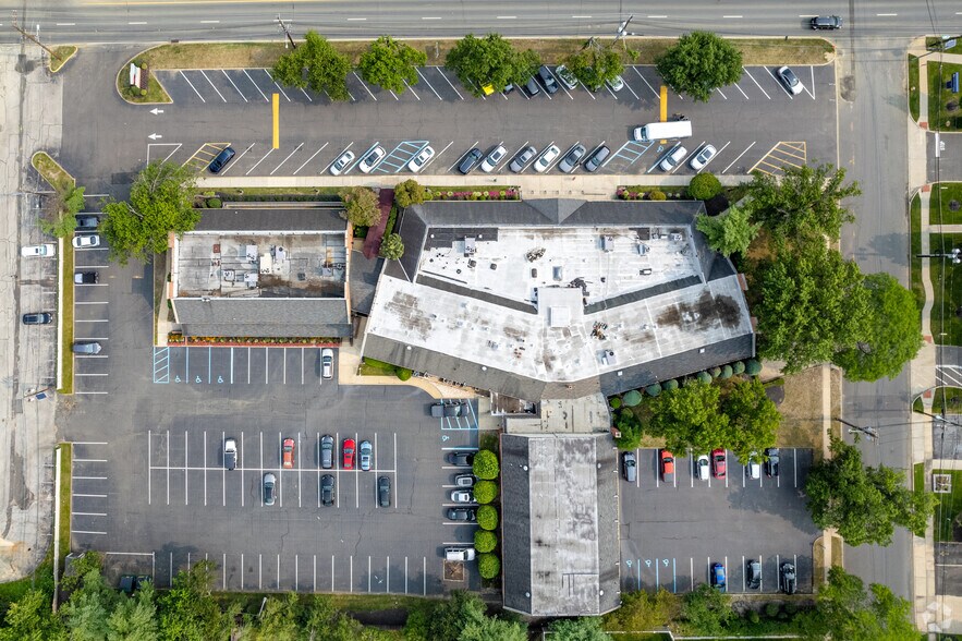 1401 E Marlton Pike, Cherry Hill, NJ à louer - Aérien – Image 3 sur 9