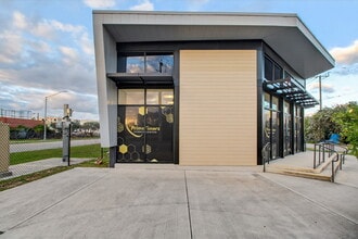 17800 W Cleveland Ave, Miami, FL à louer Photo intérieure– Image 2 sur 19