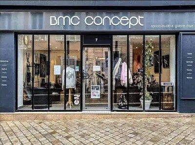 Plus de détails pour Local commercial à louer