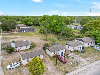 Plus de détails pour 626 Marvin C Zanders Ave, Apopka, FL - Logement à vendre