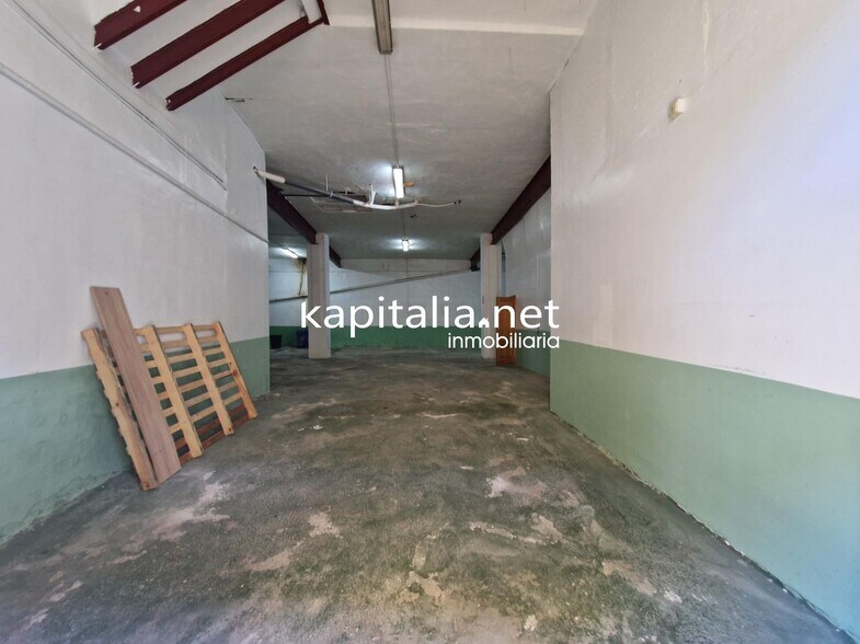 Industriel/Logistique dans L'Olleria, Valencia à vendre - Photo de l’immeuble – Image 2 sur 14