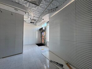1437 Collins Ave, Miami Beach, FL à louer Photo intérieure– Image 2 sur 6