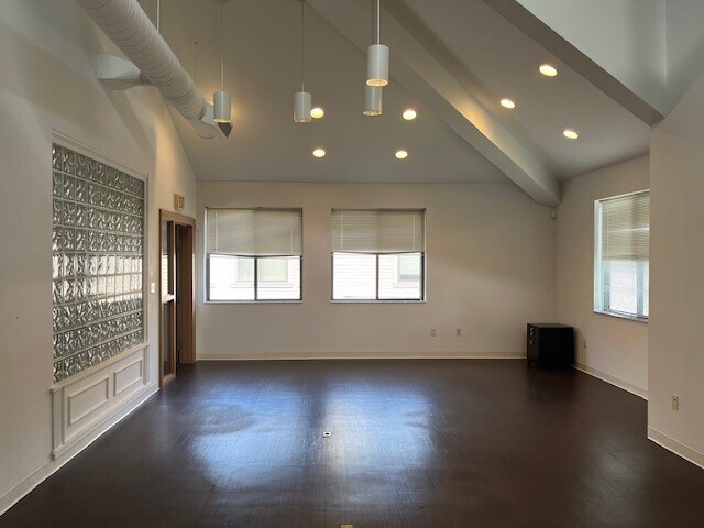 750 Route 73 S, Marlton, NJ à louer - Hall d’entrée – Image 3 sur 8