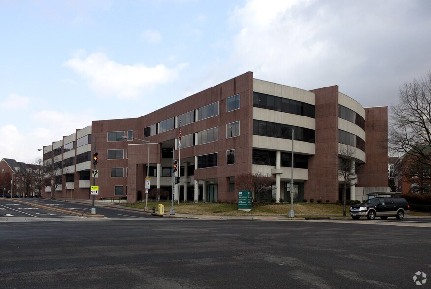 800 9th St SW, Washington, DC à louer - Photo de l’immeuble – Image 3 sur 7