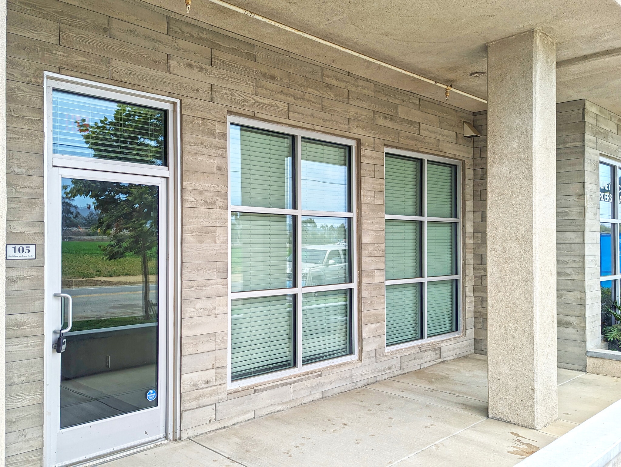 11114 Darling Rd, Ventura, CA à louer Photo de l’immeuble– Image 1 sur 6