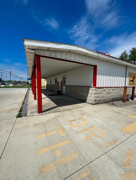 1902 N West St, Lima, OH à vendre - Photo de l’immeuble – Image 2 sur 8