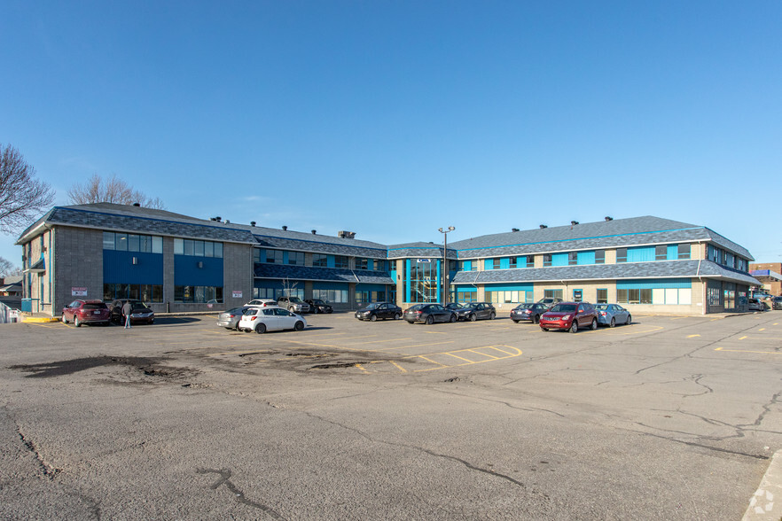 420 Boul Maloney E, Gatineau, QC à louer - Photo principale – Image 1 sur 3