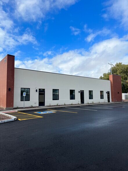 726 E Monroe Ave, Buckeye, AZ à louer - Photo principale – Image 1 sur 26
