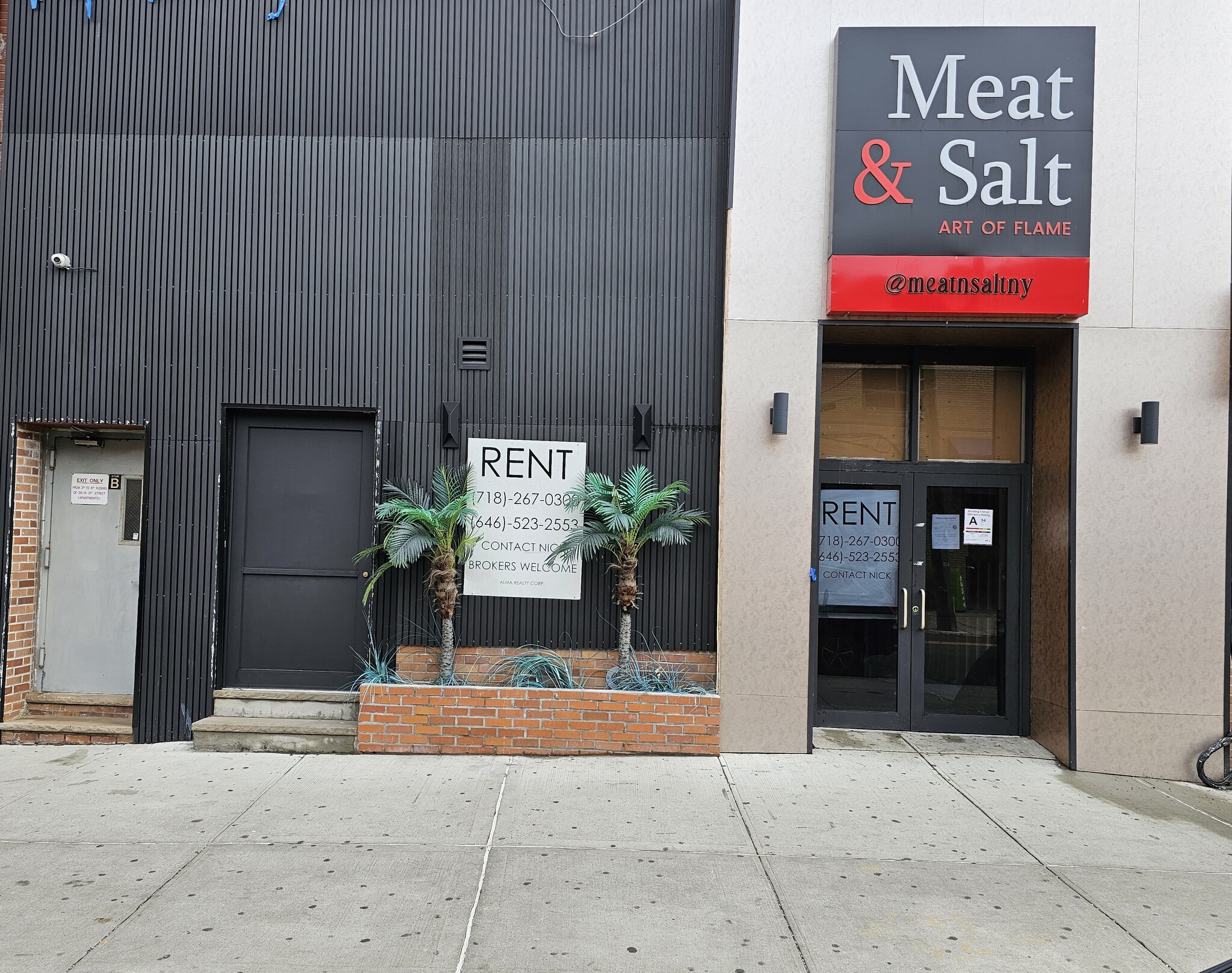 3015 Newtown Ave, Astoria, NY à louer Photo de l’immeuble– Image 1 sur 10