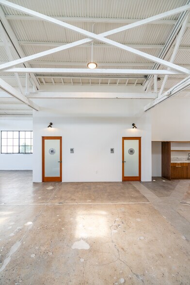 4227 Whiteside St, Los Angeles, CA à louer - Photo intérieure – Image 2 sur 9