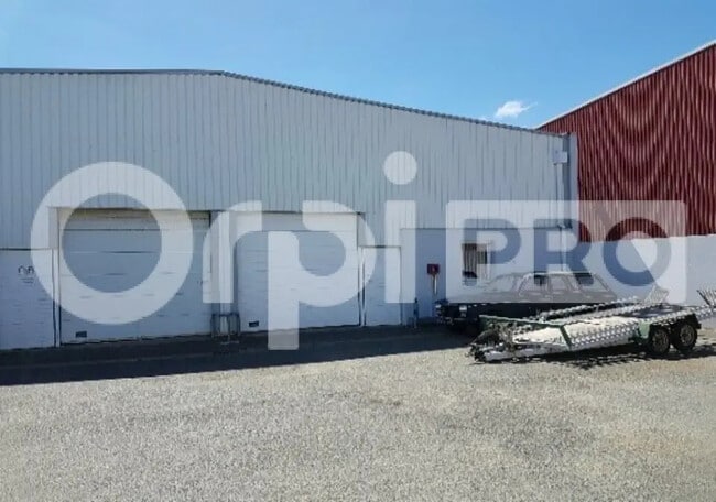 Plus de détails pour Local d’activités à vendre