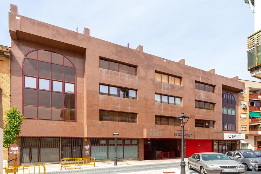 Calle Ronda Poniente, 7, Torrejón de Ardoz, Madrid à vendre - Photo de l’immeuble – Image 3 sur 4