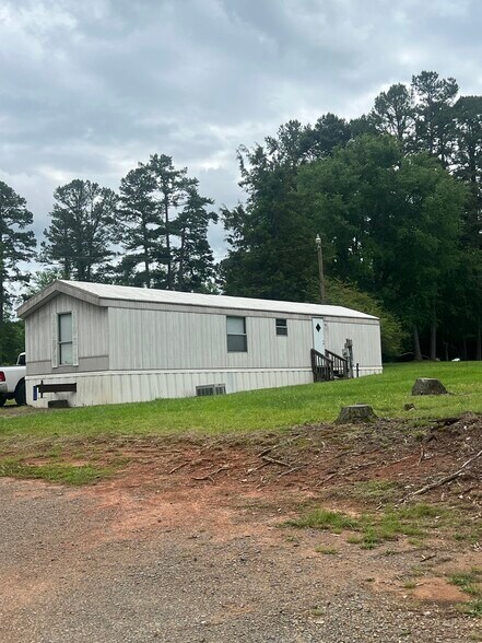 100 San Carlos Dr, Salisbury, NC à vendre - Photo de l’immeuble – Image 3 sur 4