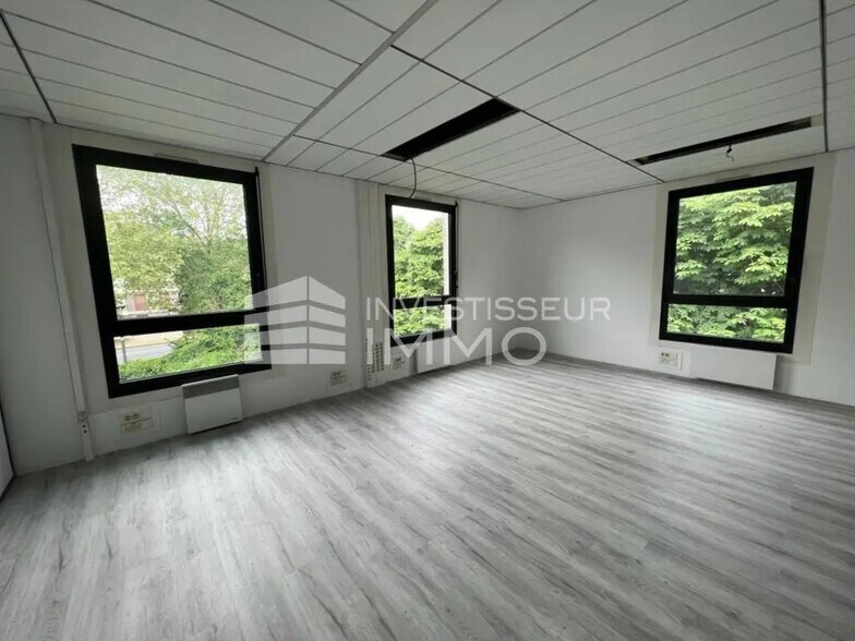 20 Rue Du Suffrage Universel, Lognes à vendre - Photo de l’immeuble – Image 2 sur 6