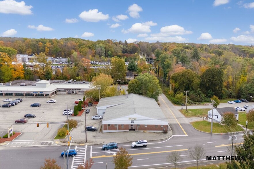 773 Southbridge St, Auburn, MA à vendre - Photo de l’immeuble – Image 2 sur 4