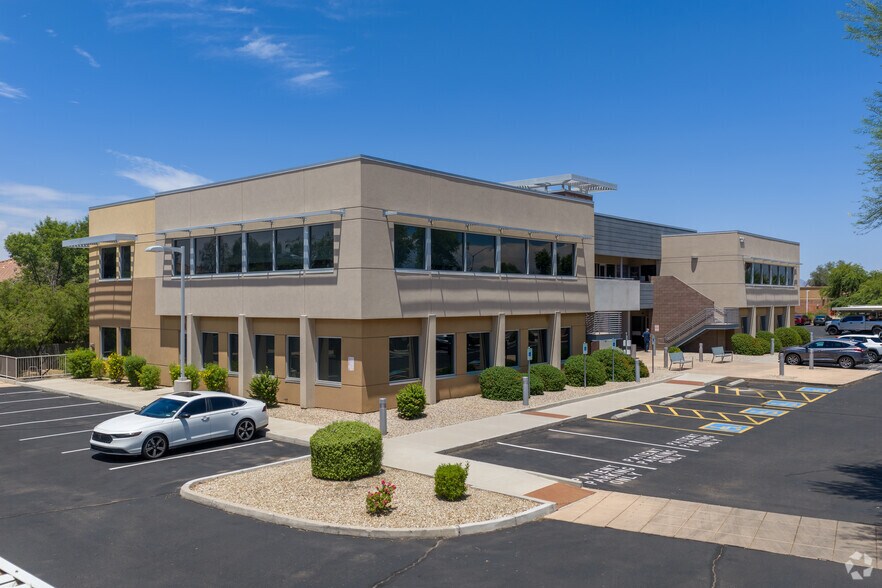 1220 S Higley Rd, Mesa, AZ à louer - Photo de l’immeuble – Image 2 sur 5