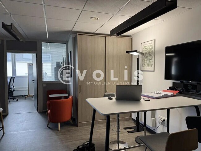 Plus de détails pour Bureau à louer