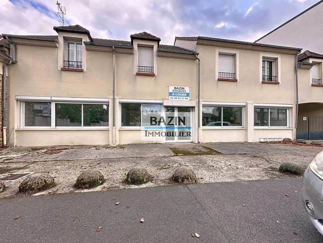 Plus de détails pour Bureau, Local commercial à louer