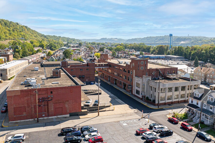 1601 Marys Ave, Sharpsburg, PA à louer - Photo principale – Image 1 sur 13