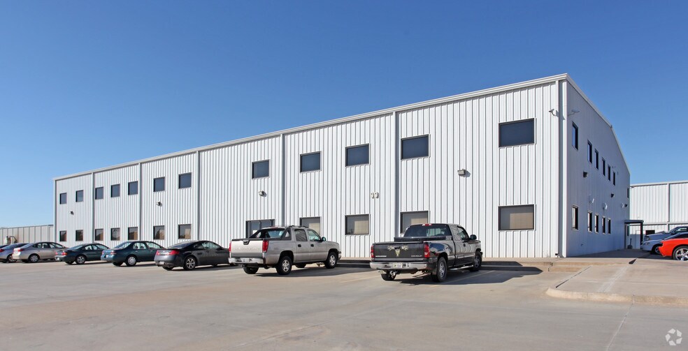 3333 S Council Rd, Oklahoma City, OK à vendre - Photo de l’immeuble – Image 3 sur 31