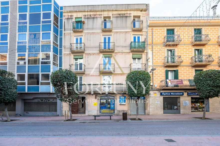 Immeuble residentiel dans Reus, Tarragona à vendre - Photo principale – Image 1 sur 1