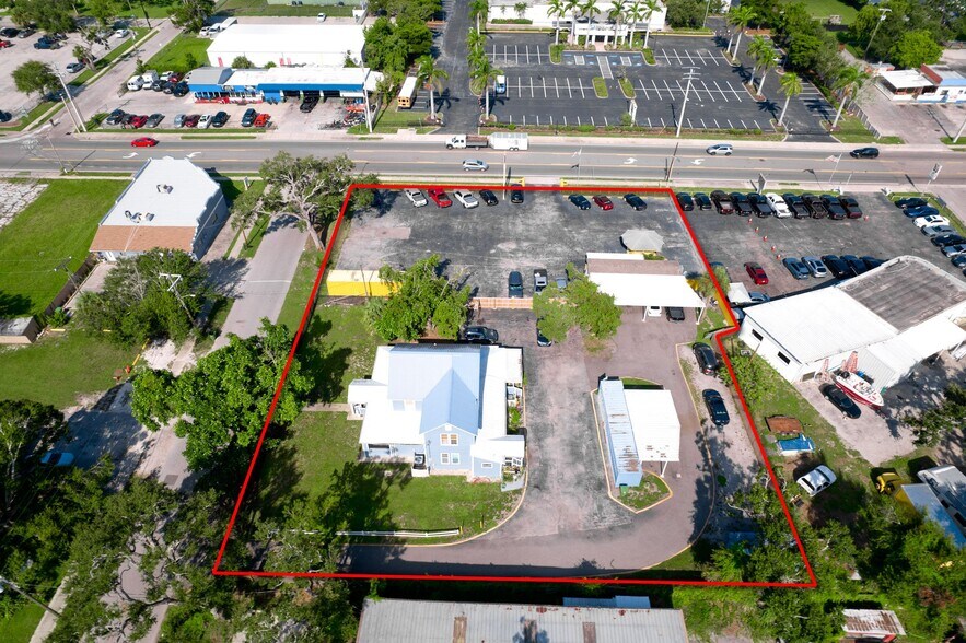1827 9th St W, Bradenton, FL à vendre - Photo de l’immeuble – Image 1 sur 15