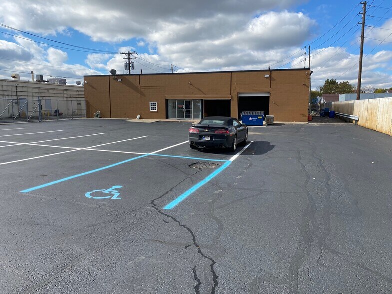 5306-5312 N Keystone Ave, Indianapolis, IN à louer - Photo de l’immeuble – Image 3 sur 6