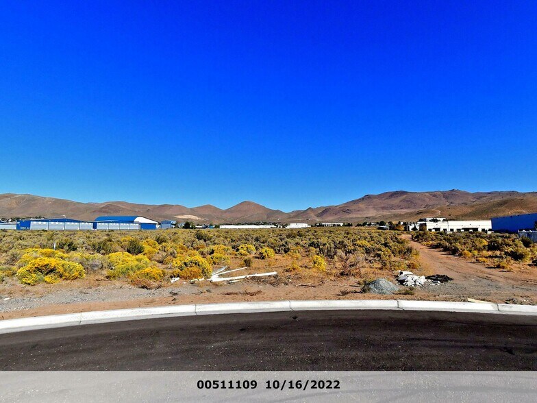 2980 La Motte dr, Carson City, NV à vendre - Photo de l’immeuble – Image 2 sur 5