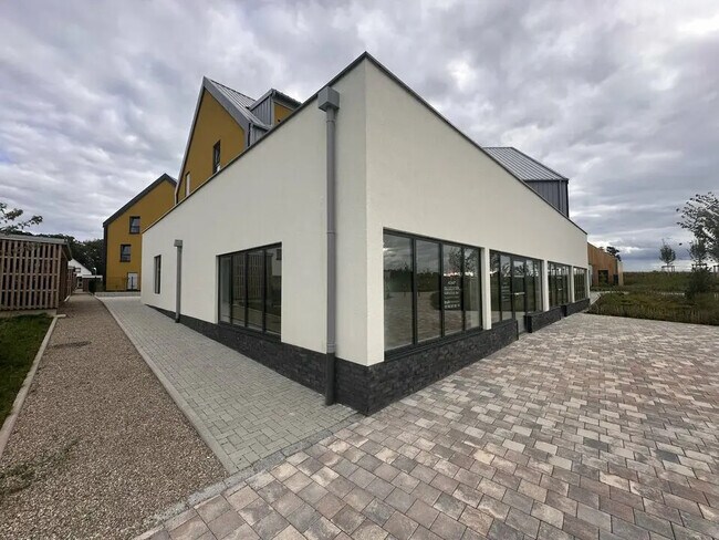 Plus de détails pour Local commercial à vendre