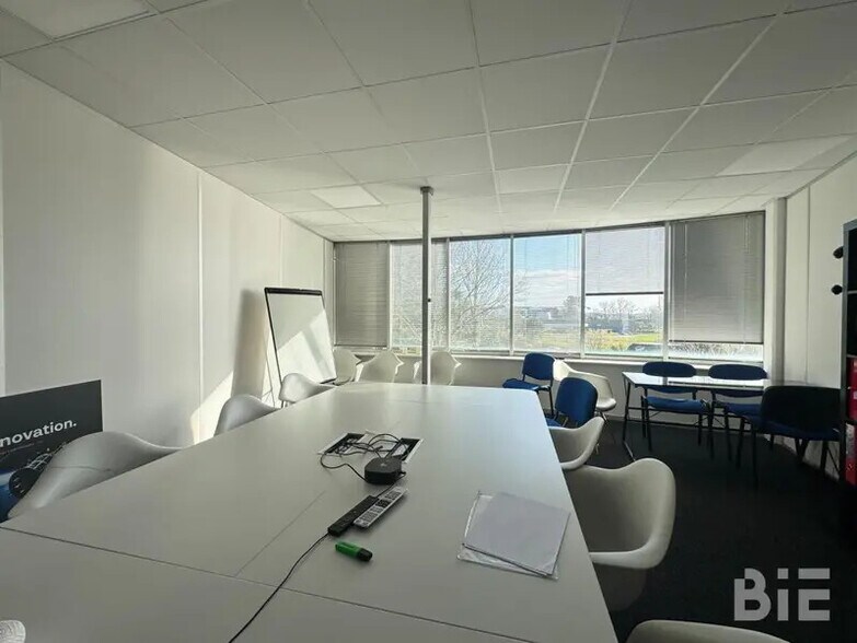 Bureau dans Mérignac à louer - Photo intérieure – Image 2 sur 8