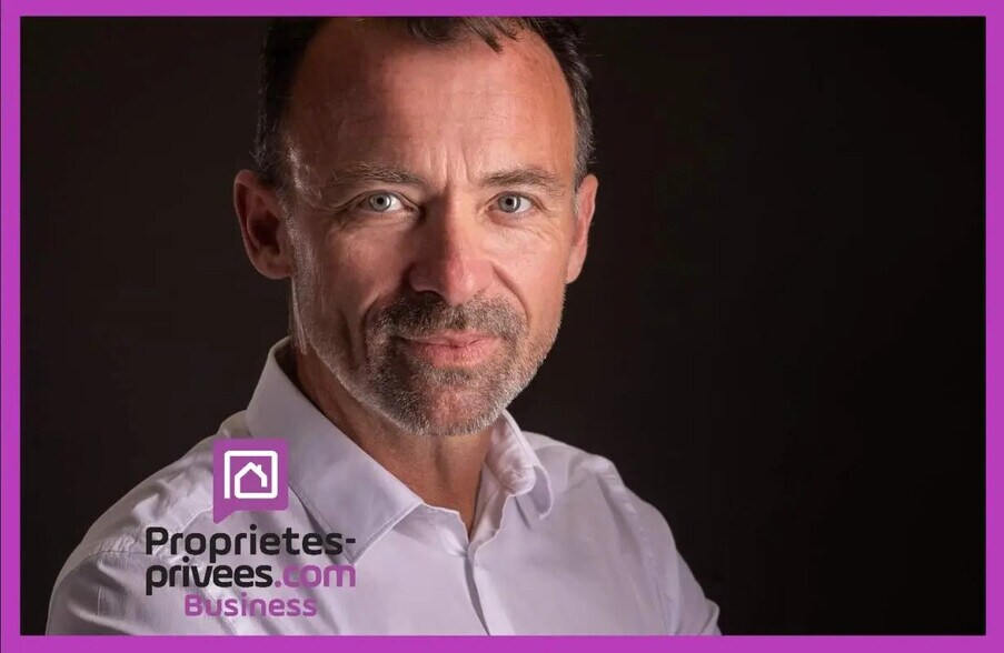 Industriel/Logistique dans Grimaud à vendre - Photo de l’immeuble – Image 3 sur 3