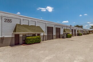 Plus de détails pour 2103-2135 W Church St, Orlando, FL - Industriel/Logistique à louer