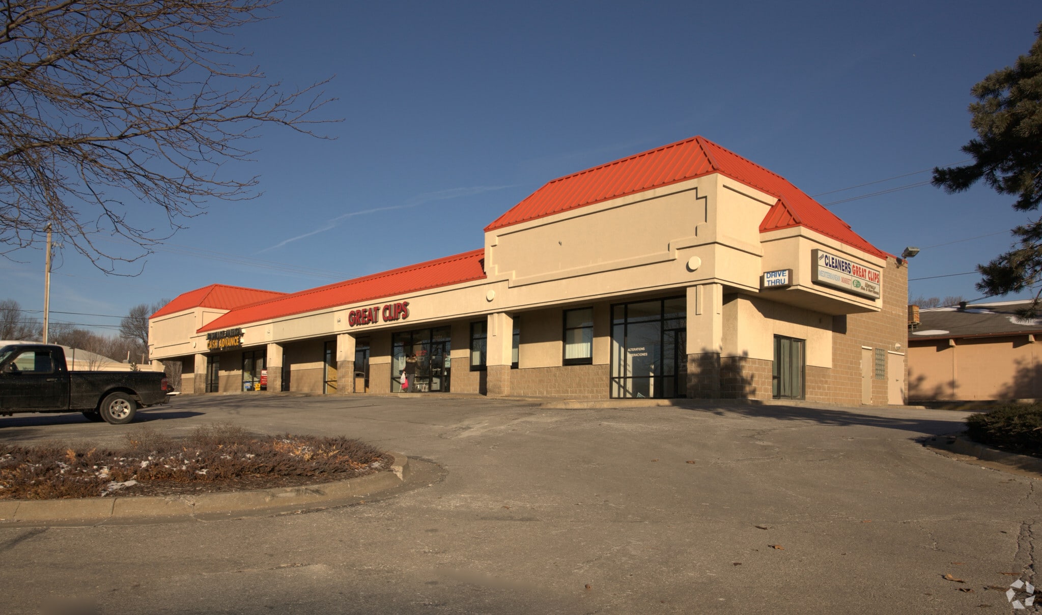 7417-7425 Metcalf Ave, Overland Park, KS à louer Photo de l’immeuble– Image 1 sur 3