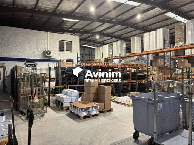 Plus de détails pour Industriel/Logistique à louer