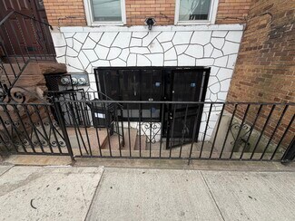 Plus de détails pour 7508 Metropolitan Ave, Middle Village, NY - Local commercial à louer