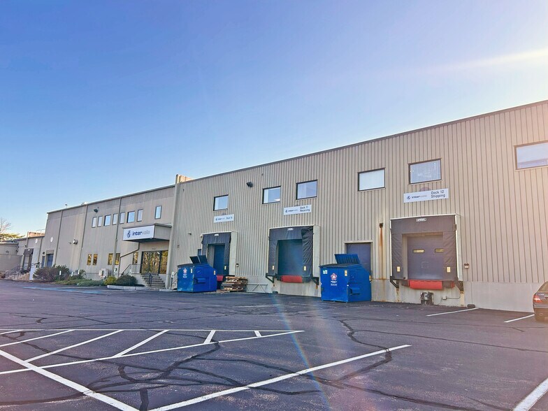 645 Harvey Rd, Manchester, NH à louer - Photo de l’immeuble – Image 2 sur 4