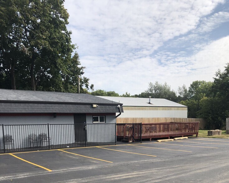 37895 N Sheridan Rd, Beach Park, IL à vendre - Photo de l’immeuble – Image 2 sur 6