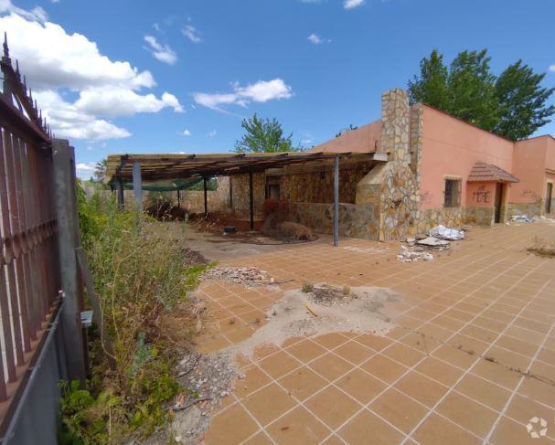 Local commercial dans Escalona, Toledo à vendre - Photo de l’immeuble – Image 3 sur 30