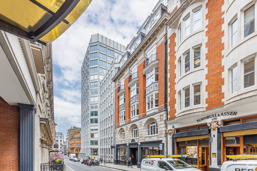 25-26 Bury St, Londres à louer - Photo principale – Image 1 sur 32