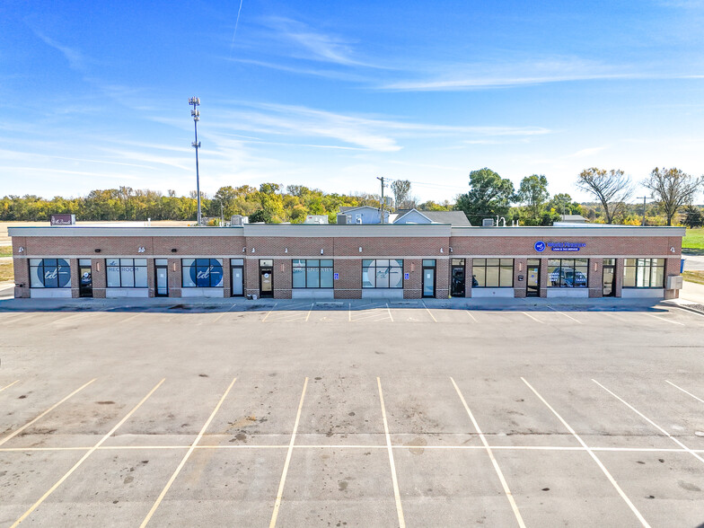 1801 16th Ave, Fulton, IL à louer - Photo de l’immeuble – Image 1 sur 7