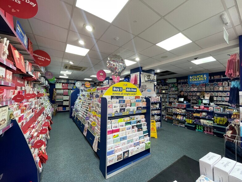 12-12A Market St, Faversham à vendre - Photo de l’immeuble – Image 2 sur 4