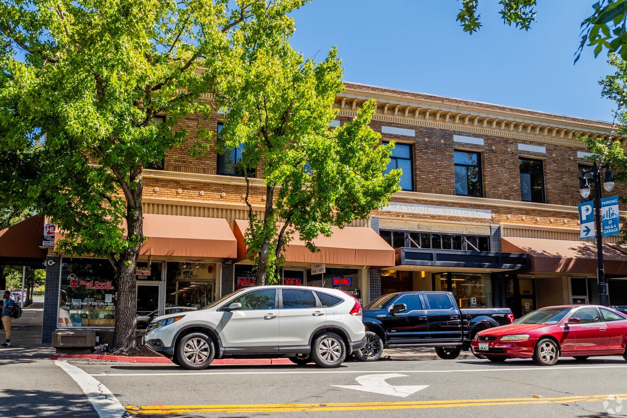 888 4th St, San Rafael, CA à louer Photo de l’immeuble– Image 1 sur 6