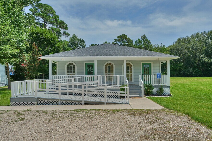 33418 Lago Vista, Magnolia, TX à louer - Photo de l’immeuble – Image 1 sur 10
